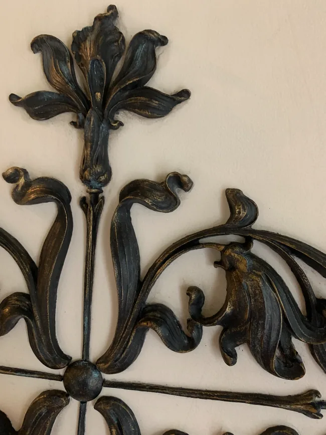Custom range hood detail — Smaller Projects